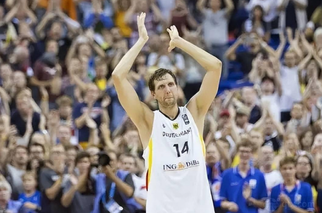 并在战术上 并在战术上